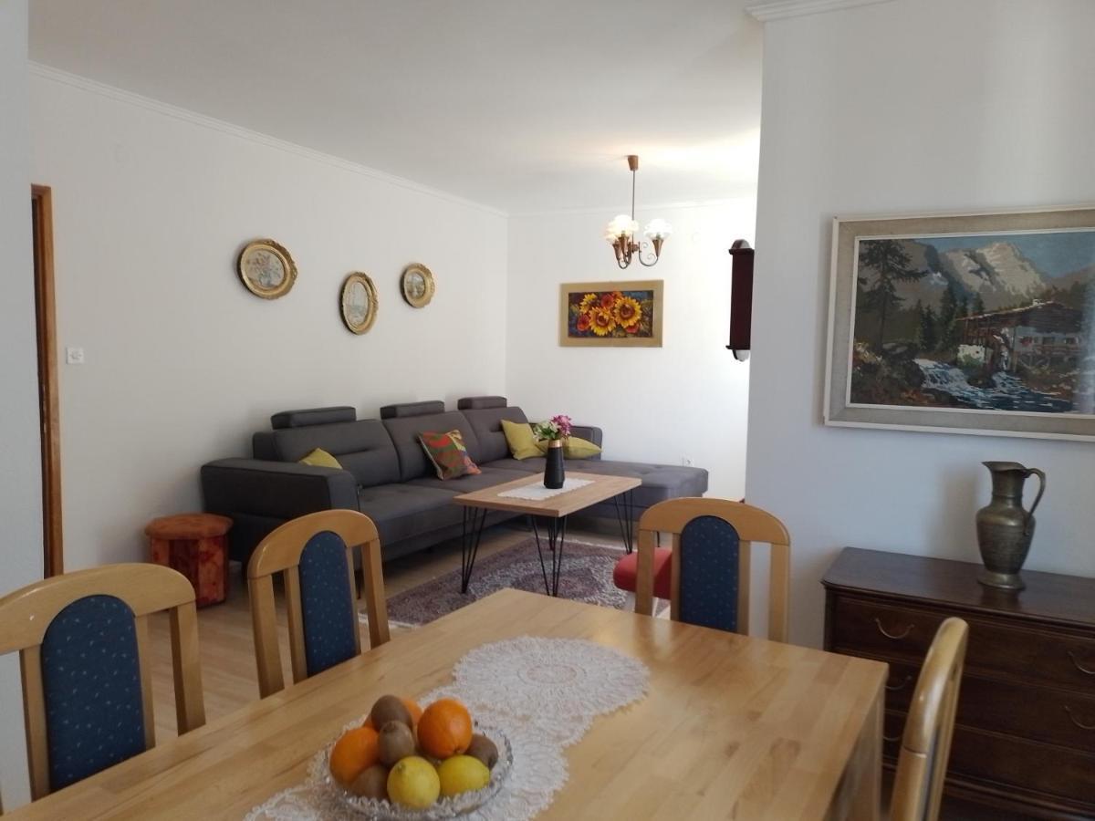 Sanja - 212 Apartman